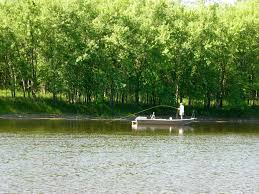 Deep watwr fishing on a wonderful giver